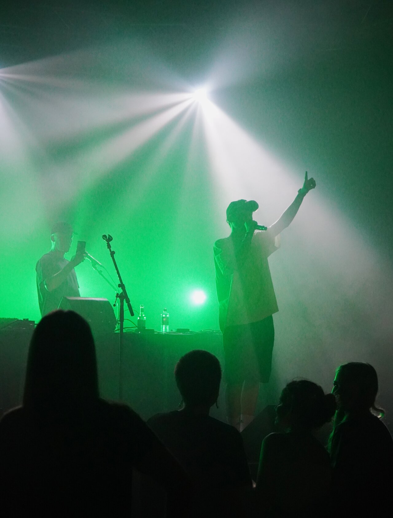 Der Rapper Yung Pepp auf der Bühne.